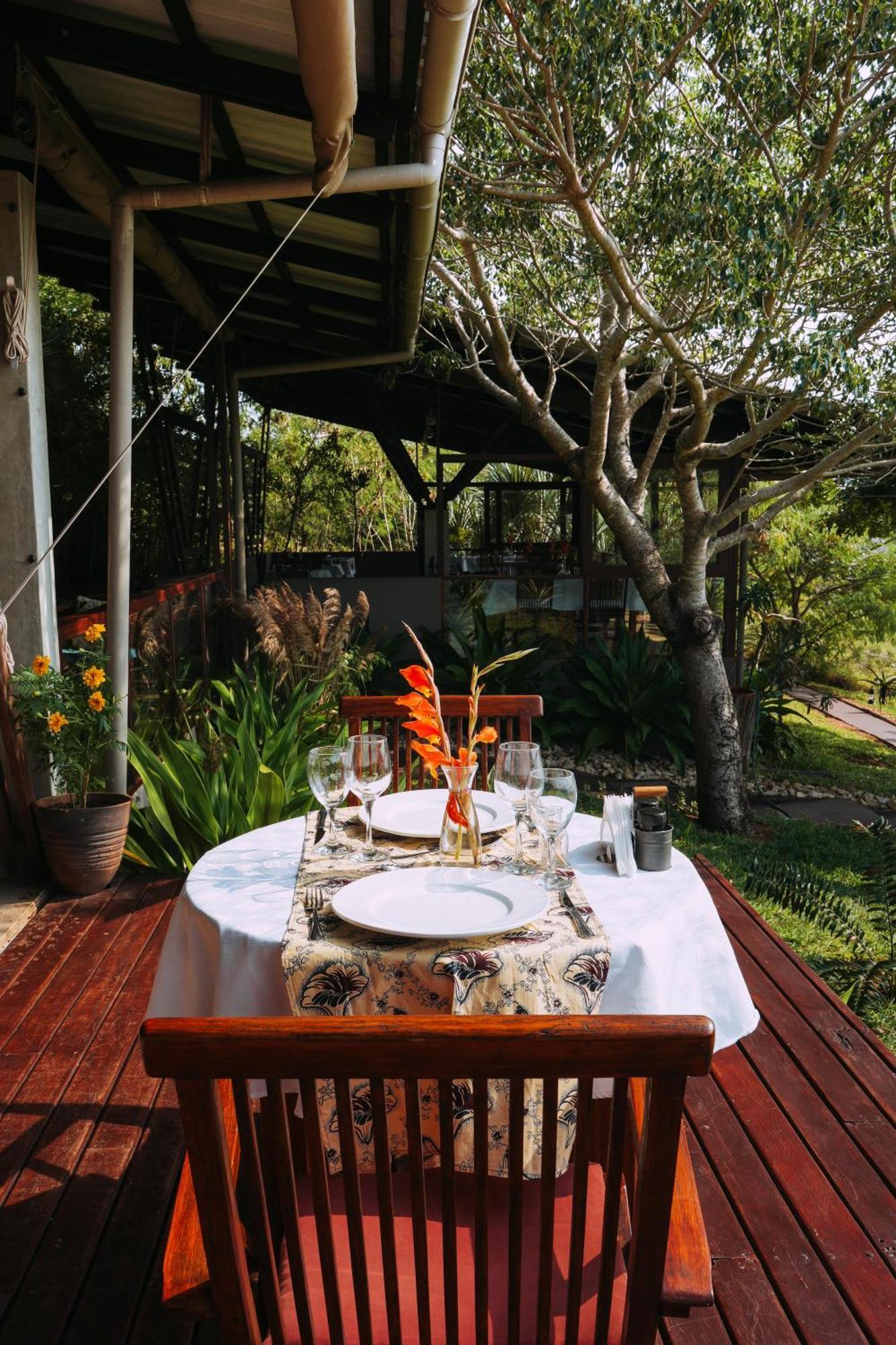 שידנגלי Naara Eco Lodge & Spa מראה חיצוני תמונה